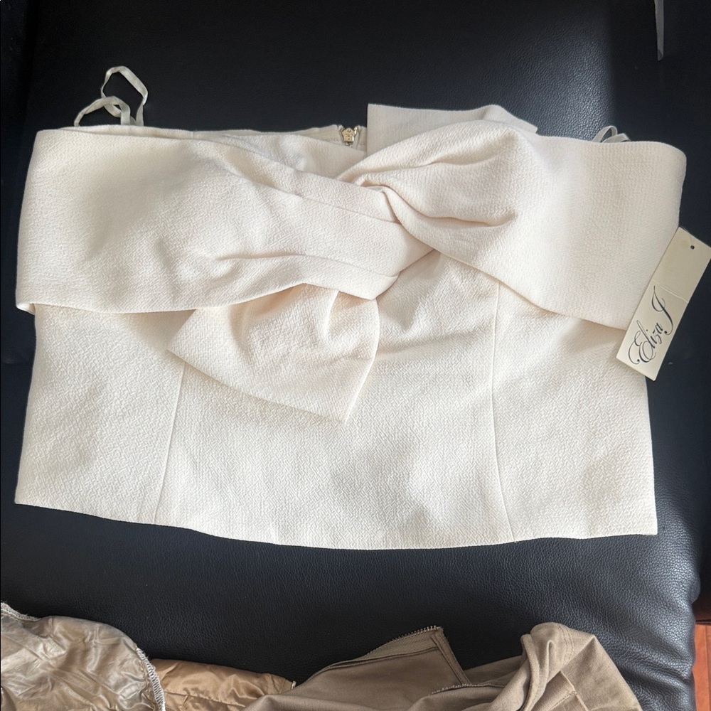 Eliza J Cream Off-Shoulder Top
